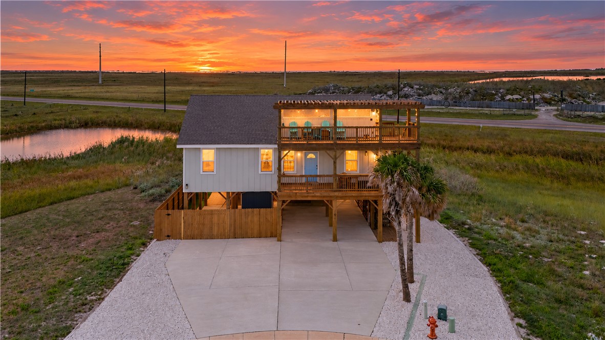 165 Breezy Court Port Aransas TX 78373