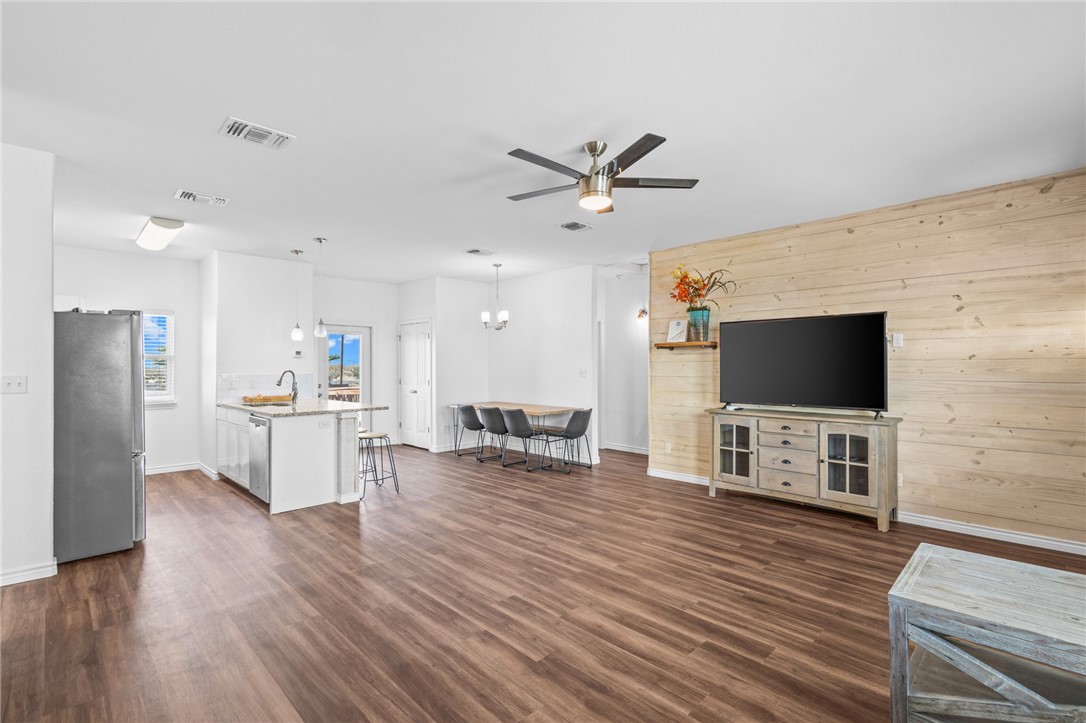 165 Breezy Court Port Aransas TX 78373