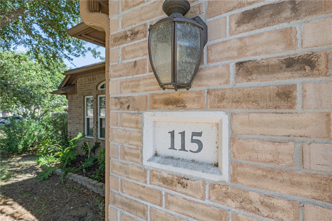 115 Georgian Oaks Rockport TX 78382