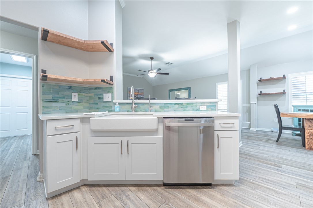 115 Georgian Oaks Rockport TX 78382