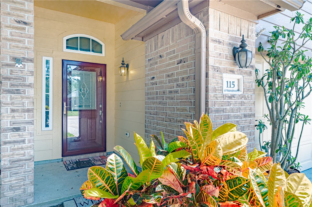 115 Georgian Oaks Rockport TX 78382