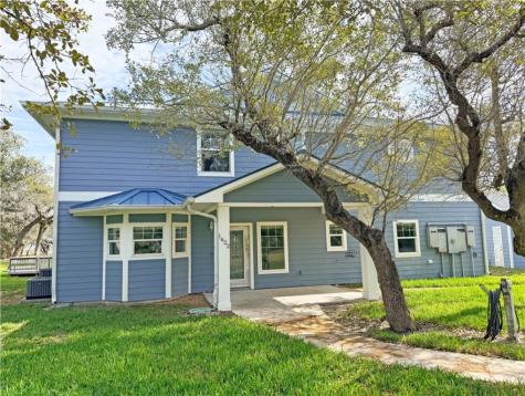 1622 12th Street Rockport TX 78382