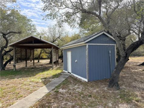 1622 12th Street Rockport TX 78382