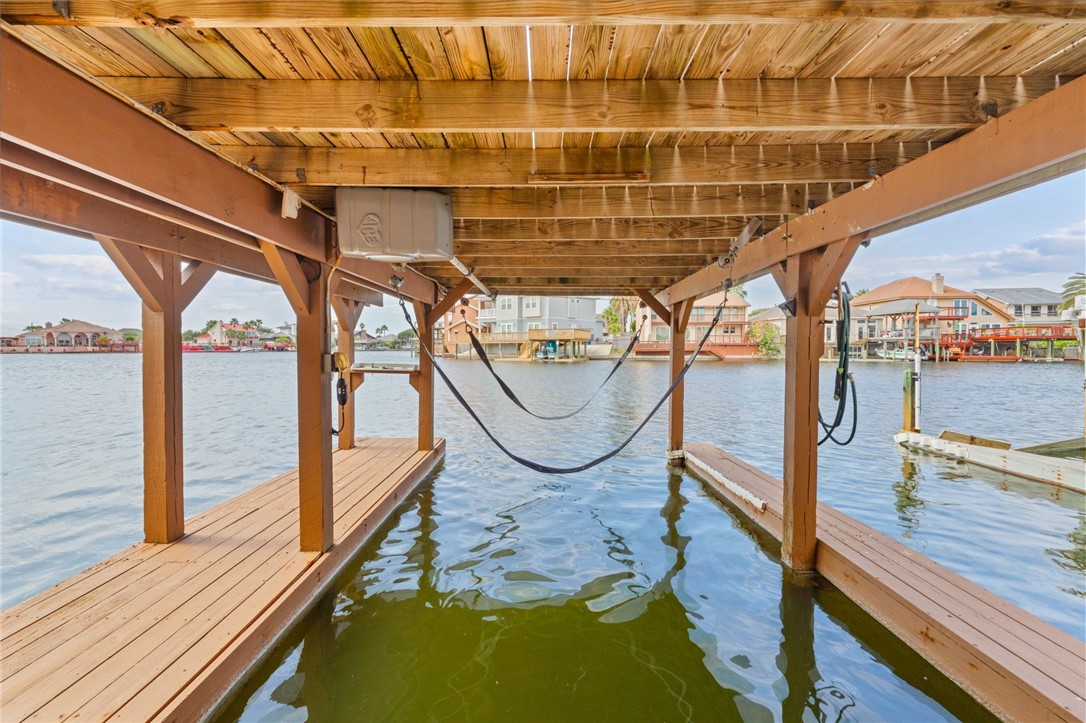 15361 Bowsprit Court Corpus Christi TX 78418