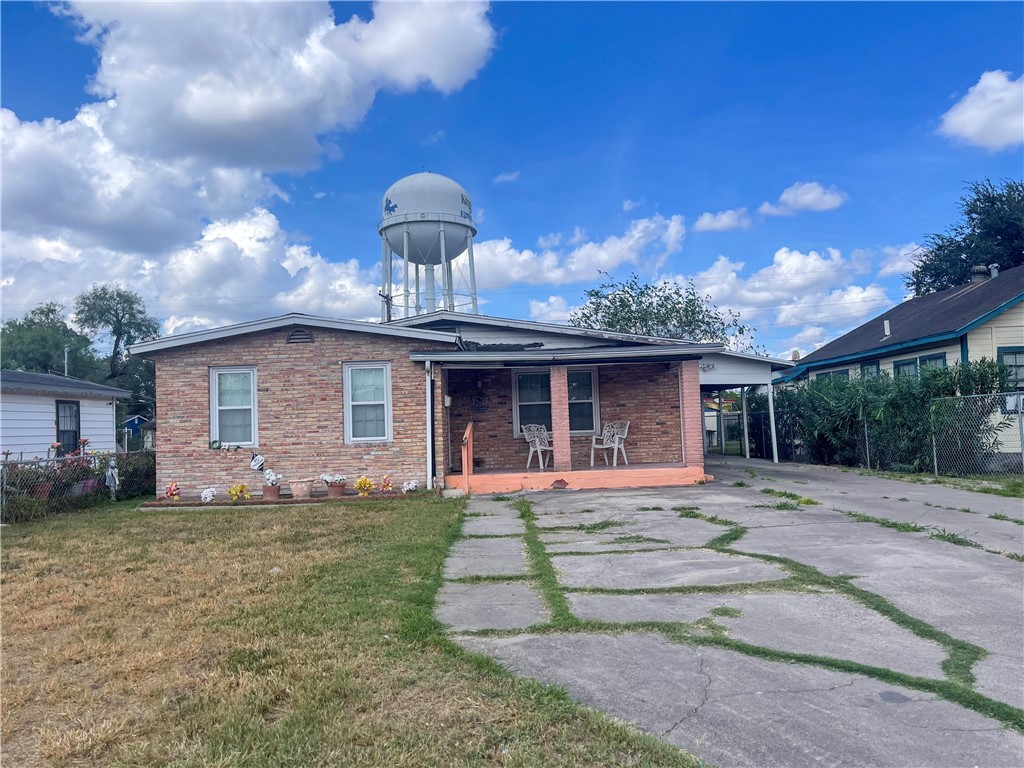 826 E Lott Avenue Kingsville TX 78363