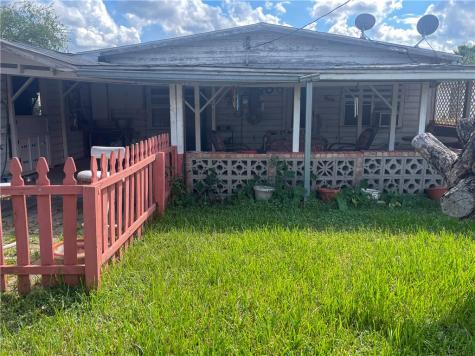 826 E Lott Avenue Kingsville TX 78363