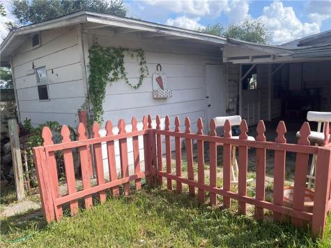 826 E Lott Avenue Kingsville TX 78363