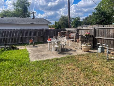 826 E Lott Avenue Kingsville TX 78363