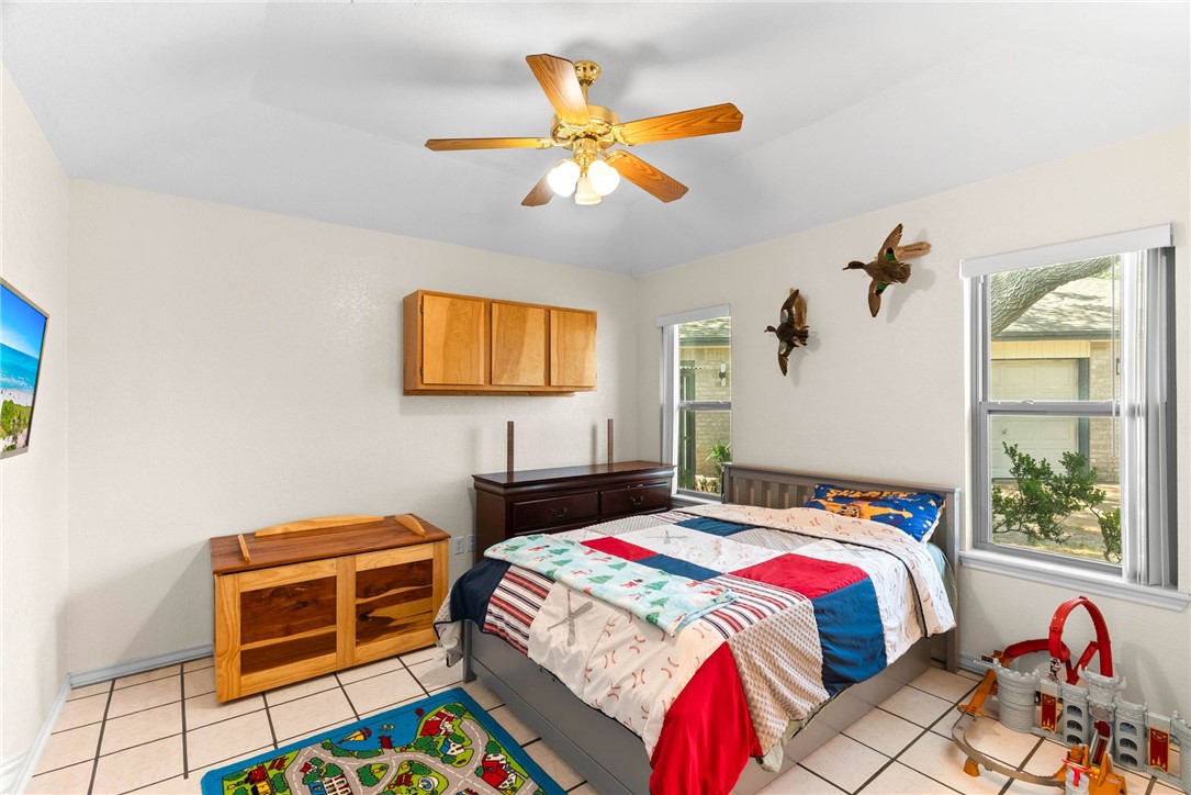 3802 Castle Knoll Drive Corpus Christi TX 78410