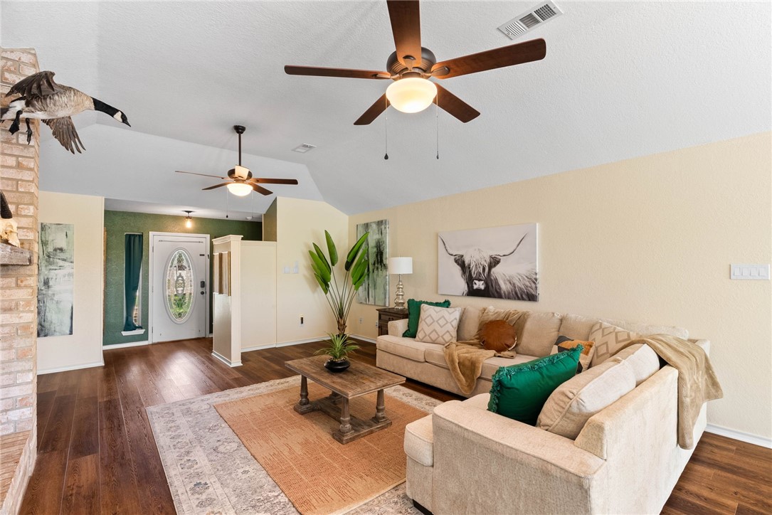 3802 Castle Knoll Drive Corpus Christi TX 78410