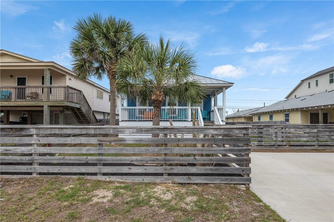 512 S Station Street Port Aransas TX 78373