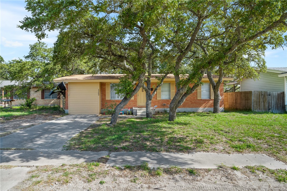 1264 Oak Park Drive Aransas Pass TX 78336