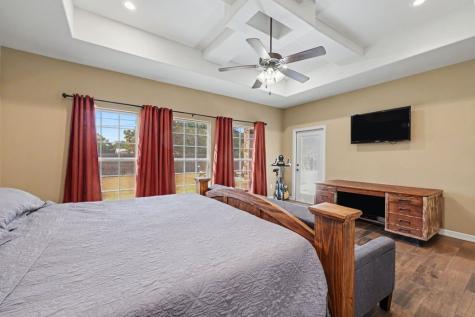 206 S Sixth Street Woodsboro TX 78393