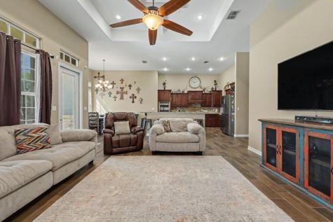 206 S Sixth Street Woodsboro TX 78393