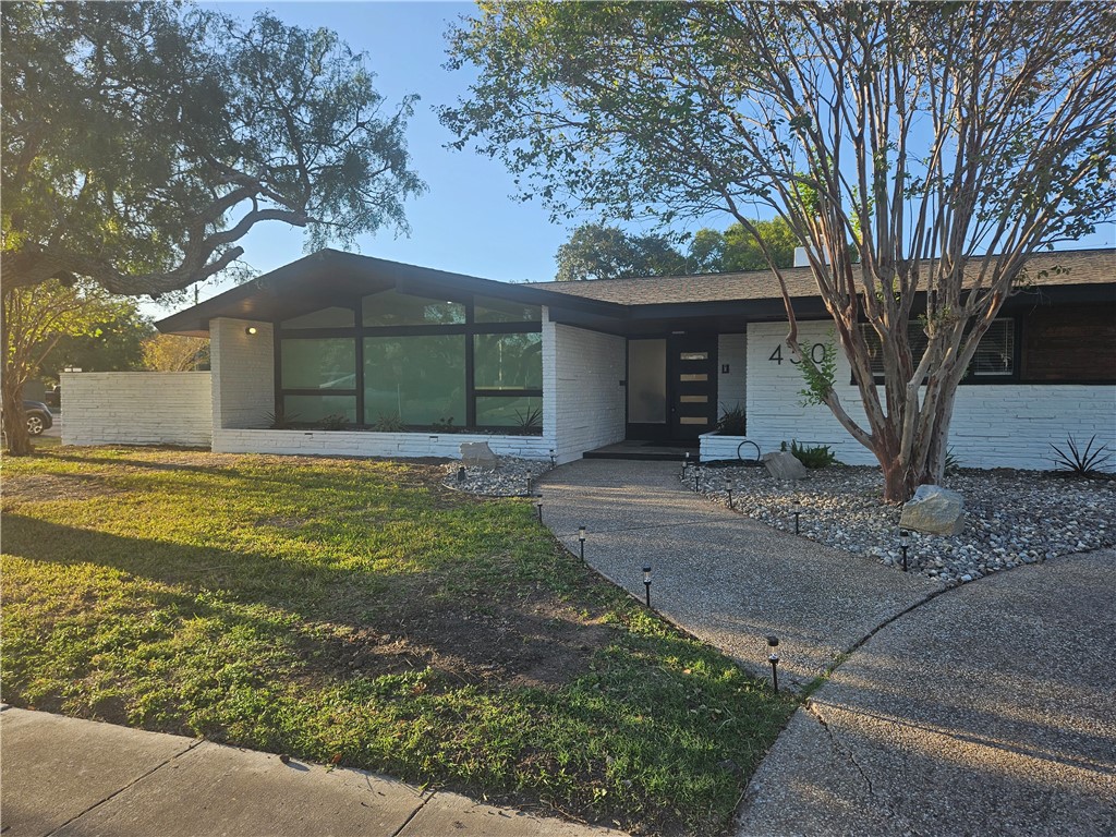450 Bermuda Place Corpus Christi TX 78411