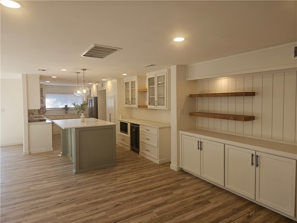 450 Bermuda Place Corpus Christi TX 78411
