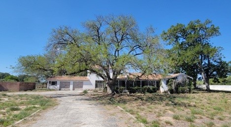 1010 County Road 404 Falfurrias TX 78355