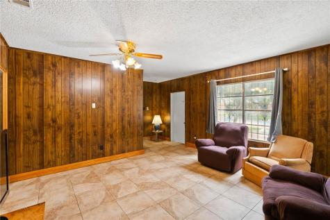 10702 Glenwood Street Corpus Christi TX 78410