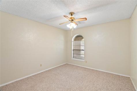 10702 Glenwood Street Corpus Christi TX 78410
