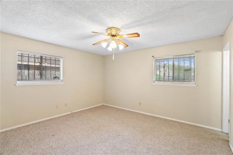 10702 Glenwood Street Corpus Christi TX 78410