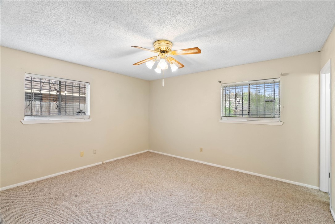 10702 Glenwood Street Corpus Christi TX 78410