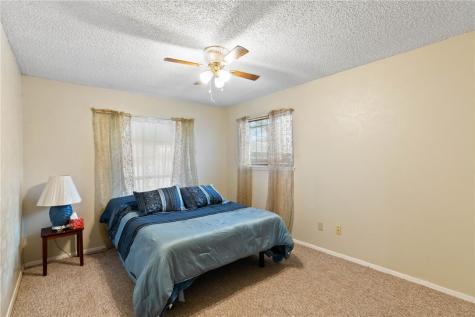 10702 Glenwood Street Corpus Christi TX 78410
