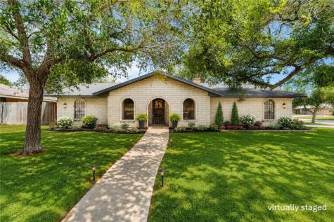 10702 Glenwood Street Corpus Christi TX 78410