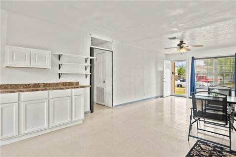 1208 W 2nd Street Alice TX 78332