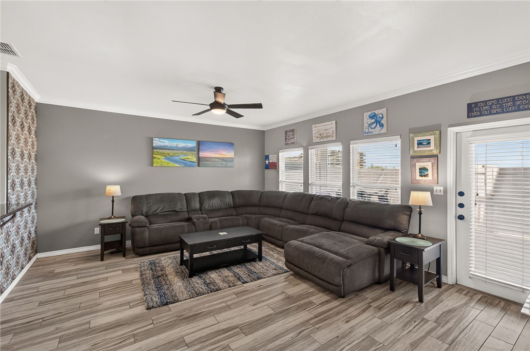 14901 Windward Drive 801 Corpus Christi TX 78418