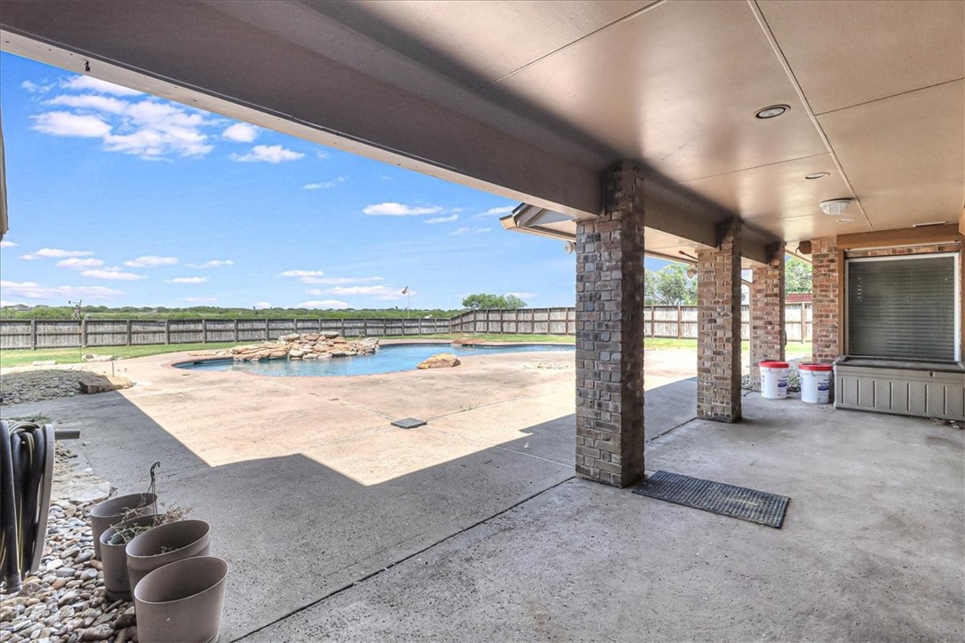 4718 Canaan Place Corpus Christi TX 78413