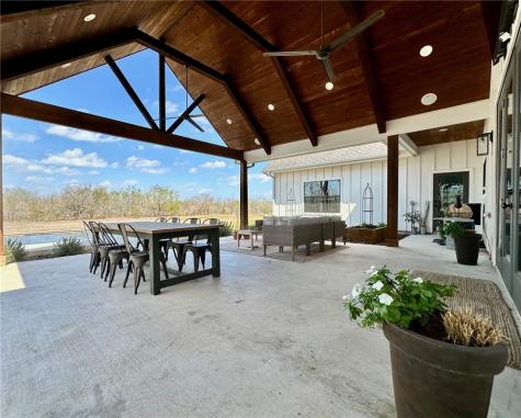 266 E County Road 2180 Kingsville TX 78363