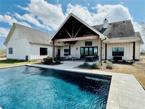266 E County Road 2180 Kingsville TX 78363