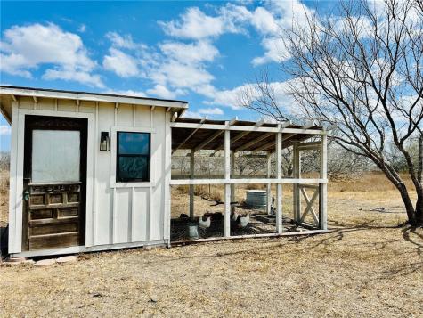 266 E County Road 2180 Kingsville TX 78363
