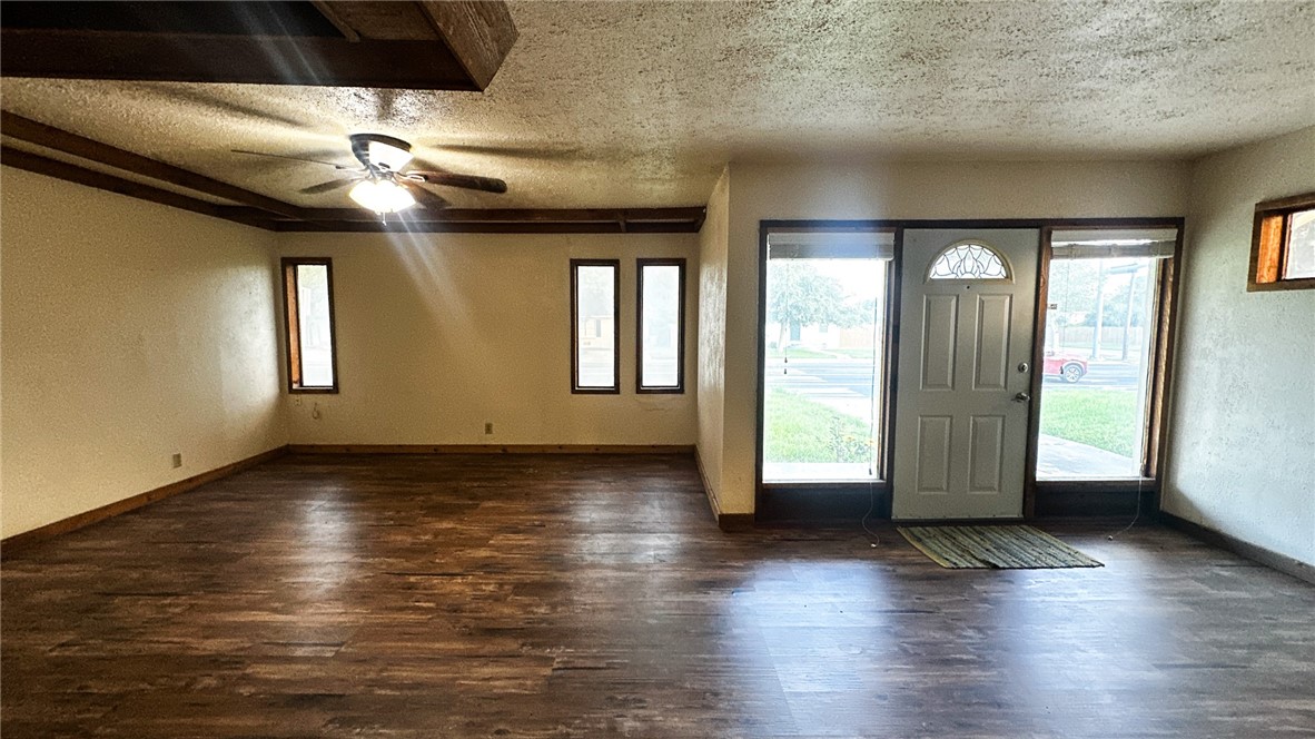 222 Doddridge Corpus Christi TX 78411