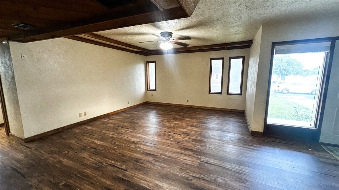 222 Doddridge Corpus Christi TX 78411
