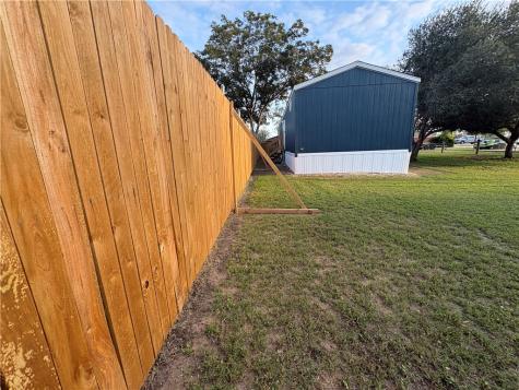 103 E Panna Maria Runge TX 78151