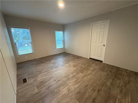 103 E Panna Maria Runge TX 78151