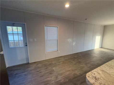 103 E Panna Maria Runge TX 78151