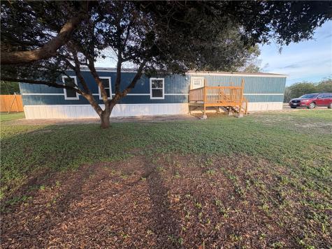 103 E Panna Maria Runge TX 78151