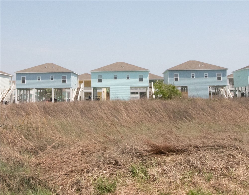 207 Paradise Drive Rockport TX 78382