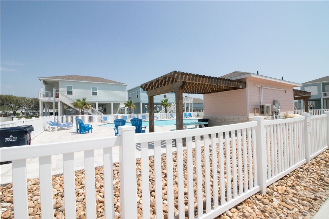 207 Paradise Drive Rockport TX 78382