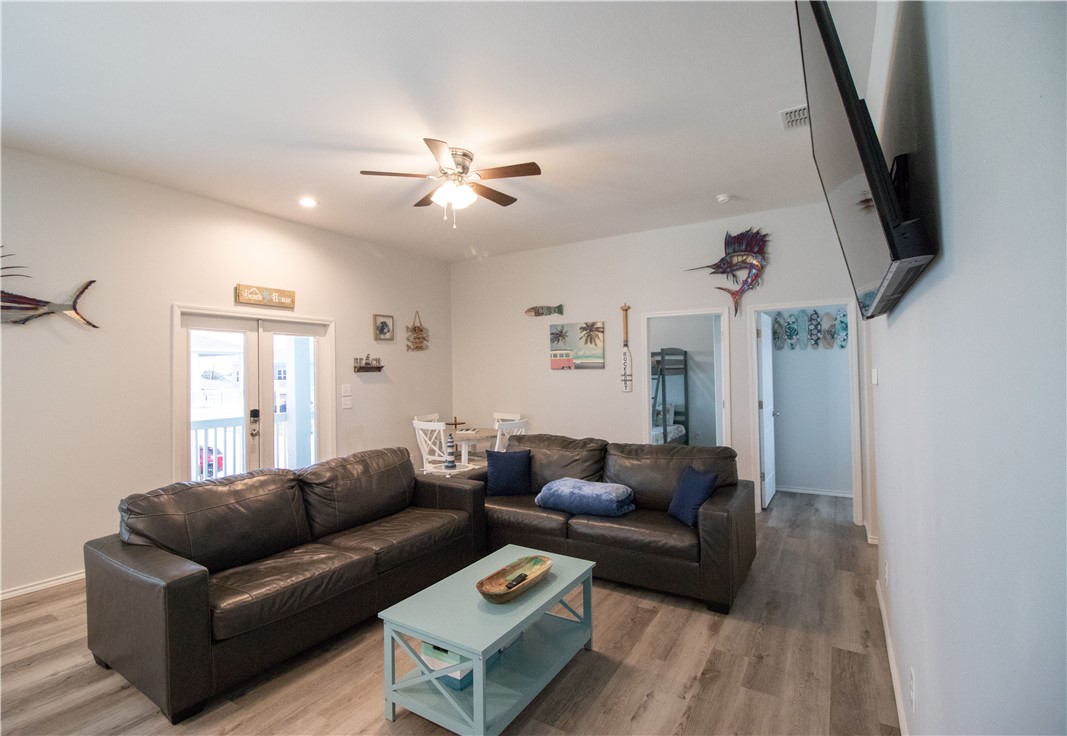 207 Paradise Drive Rockport TX 78382