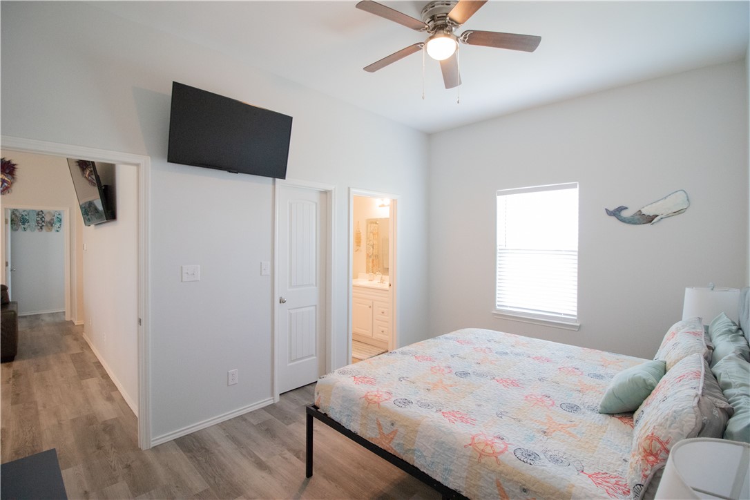 207 Paradise Drive Rockport TX 78382