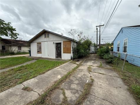 2201 Bolivar Street Corpus Christi TX 78416