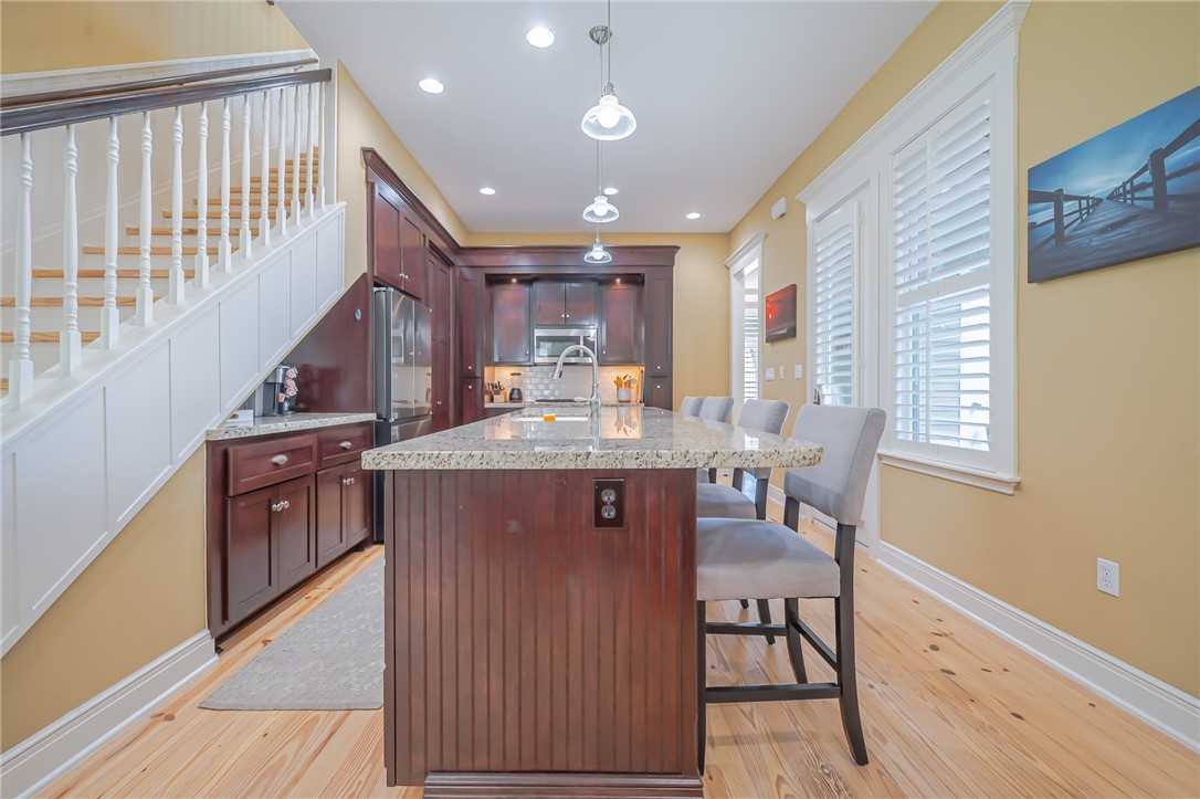 412 Sailhouse Way Rockport TX 78382