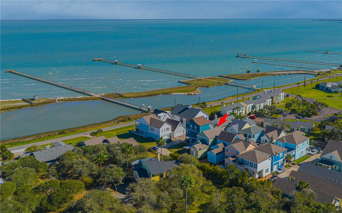 412 Sailhouse Way Rockport TX 78382