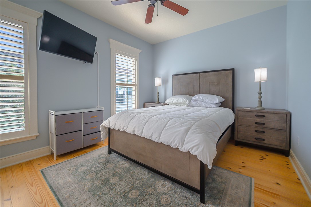 412 Sailhouse Way Rockport TX 78382