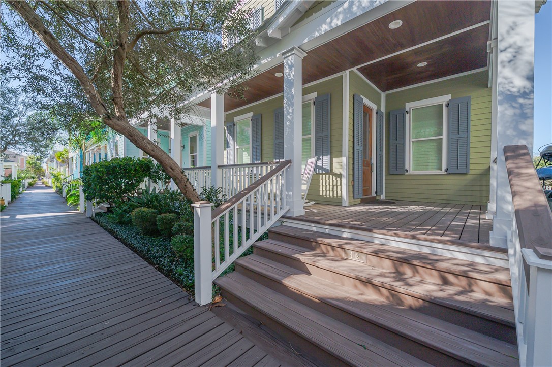 412 Sailhouse Way Rockport TX 78382