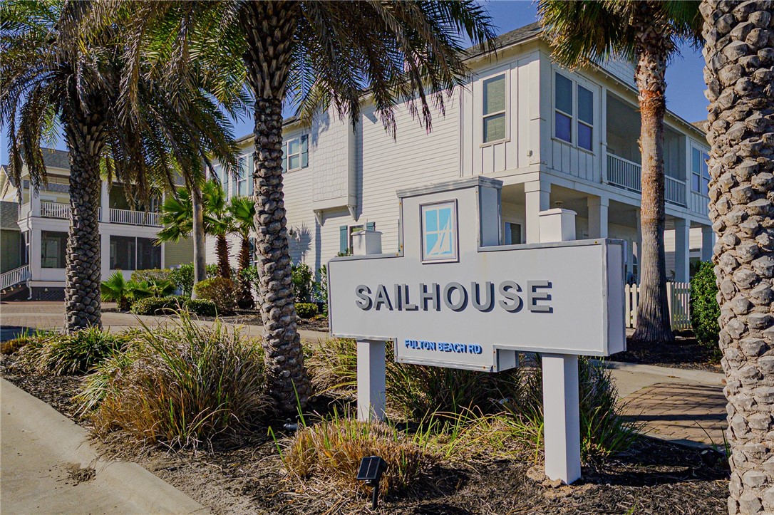 412 Sailhouse Way Rockport TX 78382