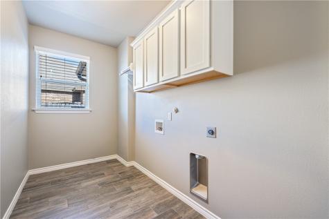 420 Gulfton Drive Portland TX 78374